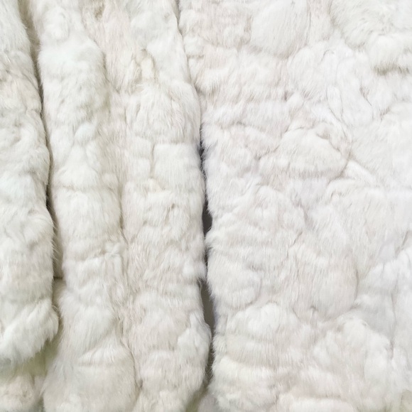 Fur coat - Picture 3 of 3